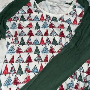 Burt’s Bees Holiday Pajamas